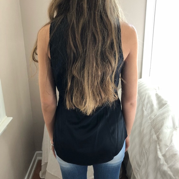 Solddd Outtt - Picture 4 of 4